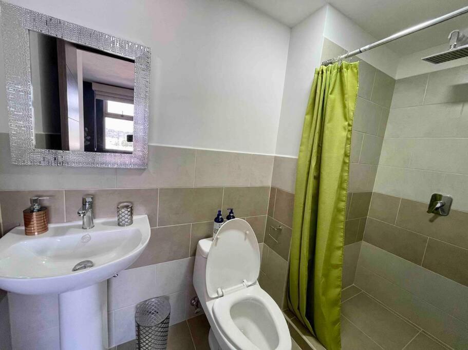 Lovely 2 Bedroom Rental Unit With Free Parking Città del Guatemala Esterno foto