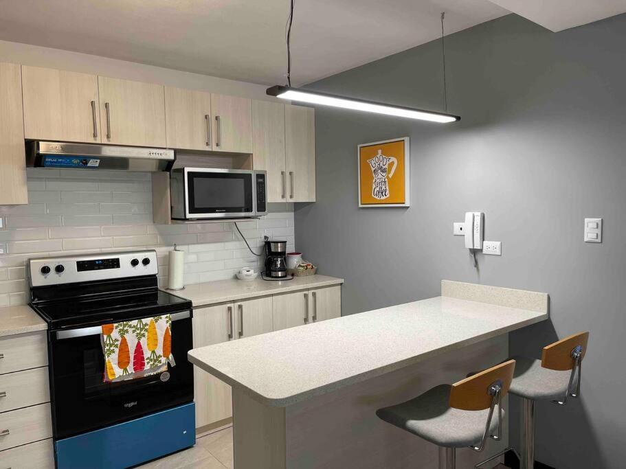 Lovely 2 Bedroom Rental Unit With Free Parking Città del Guatemala Esterno foto